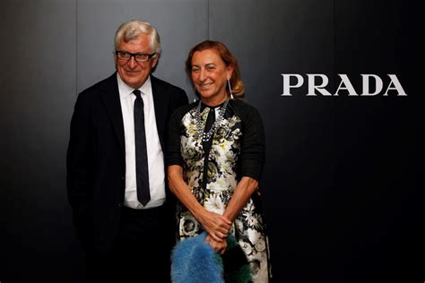 prada assume 400 persone